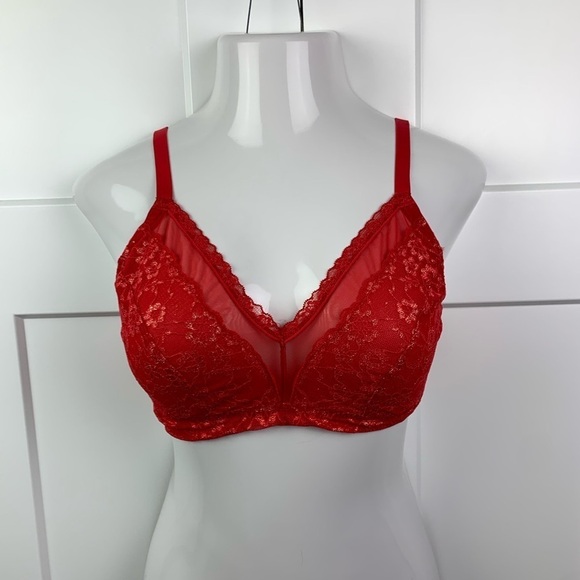 Victorias Secret MEDIUM Bralette Red Lace Wireless Curvy D DD - Picture 3 of 7